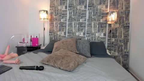 SHOFIA online show from 16, 2, 2025