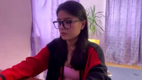 Marie online show from 30, 4, 2026