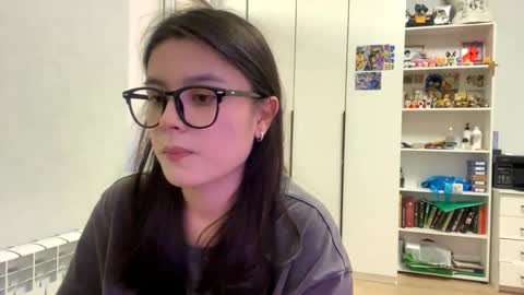Marie online show from 3, 5, 2026