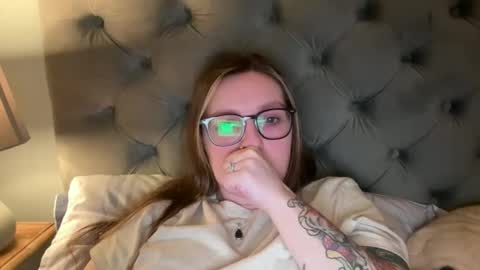 short sweetpea online show from 19, 12, 2025