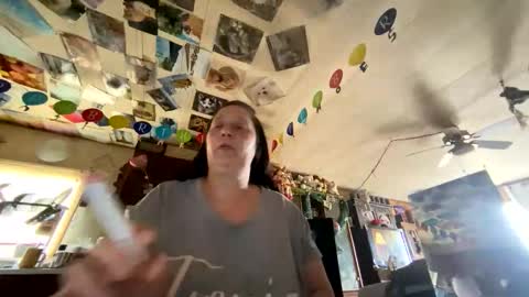Snapshot of shorty920505 chatting on 15, 5, 2026 shorty920505 online show from 15, 5, 2026