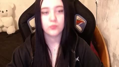 Snapshot of show_for_you chatting on 2, 12, 2024 show_for_you online show from 2, 12, 2024