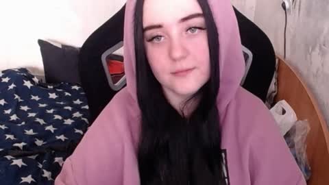 Snapshot of show_for_you chatting on 11, 3, 2025 show_for_you online show from 11, 3, 2025