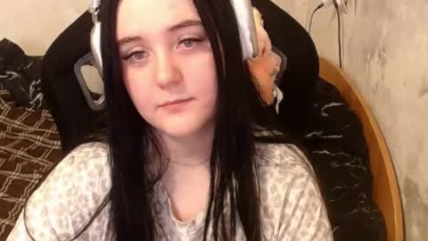 Snapshot of show_for_you chatting on 24, 9, 2025 show_for_you online show from 24, 9, 2025