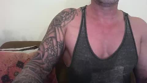 Snapshot of show_on_for_you chatting on 20, 1, 2025 show_on_for_you online show from 20, 1, 2025