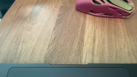 showflyer06 online show from 13, 10, 2025