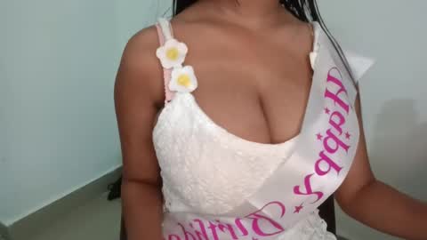 shreya_0 online show from 10, 4, 2026