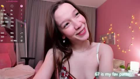 Snapshot of shriya_saran chatting on 20, 11, 2025 Neila online show from 20, 11, 2025