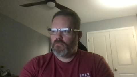 Snapshot of shughes740 chatting on 24, 10, 2025 shughes740 online show from 24, 10, 2025