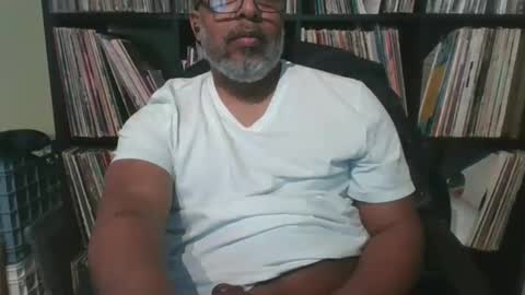 Snapshot of shy333 chatting on 14, 4, 2026 SHY333 online show from 14, 4, 2026