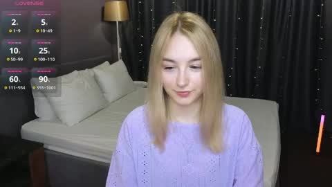 Polly online show from 8, 5, 2026