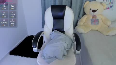 Nahomy online show from 14, 12, 2024