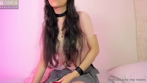 Snapshot of shy_angel_30 chatting on 22, 9, 2025 Angel online show from 22, 9, 2025