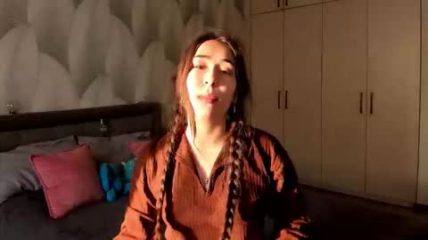 Mika online show from 20, 10, 2025