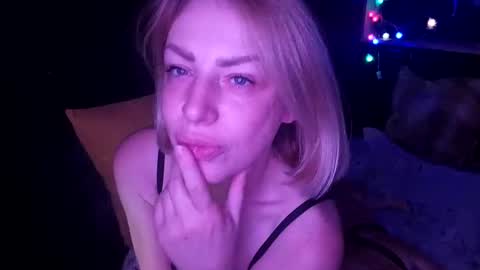 shy_girl80 online show from 4, 11, 2025