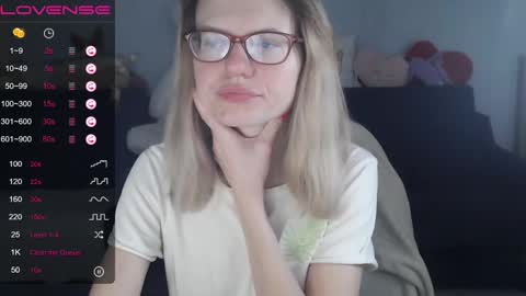 Snapshot of shy_moony chatting on 20, 2, 2025 just Alex online show from 20, 2, 2025