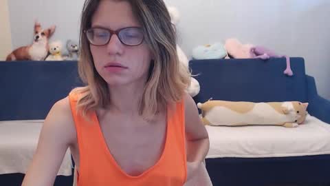 Snapshot of shy_moony chatting on 10, 10, 2025 just Alex online show from 10, 10, 2025