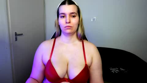shy_nerd_babyy online show from 30, 4, 2026