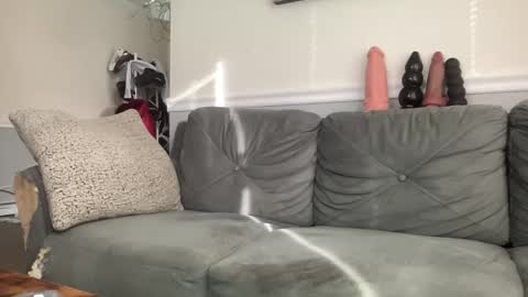 shy_one_cam online show from 15, 12, 2025