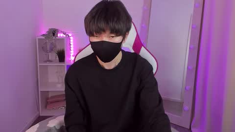 Snapshot of shyazianboy chatting on 15, 10, 2025 Yugo online show from 15, 10, 2025