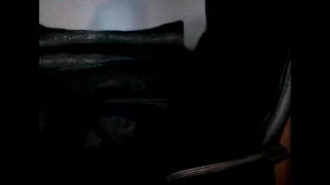 Snapshot of shyboyhugecum2020 chatting on 16, 1, 2025 shyboyhugecum2020 online show from 16, 1, 2025