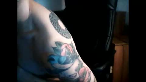 Snapshot of shyboyhugecum2020 chatting on 14, 2, 2025 shyboyhugecum2020 online show from 14, 2, 2025