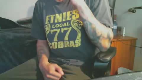 Snapshot of shyboyhugecum2020 chatting on 23, 10, 2025 shyboyhugecum2020 online show from 23, 10, 2025