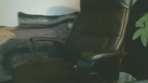 Snapshot of shyboyhugecum2020 chatting on 2, 12, 2025 shyboyhugecum2020 online show from 2, 12, 2025