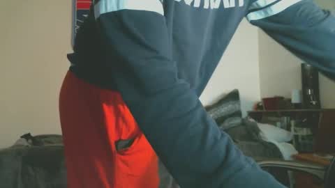 Snapshot of shyboyhugecum2020 chatting on 3, 3, 2026 shyboyhugecum2020 online show from 3, 3, 2026