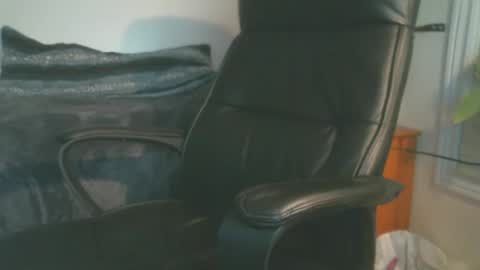 Snapshot of shyboyhugecum2020 chatting on 18, 3, 2026 shyboyhugecum2020 online show from 18, 3, 2026