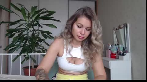 Snapshot of shyevaa chatting on 4, 8, 2026 Eva online show from 4, 8, 2026