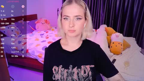 Snapshot of shyfoxxxy chatting on 6, 12, 2024 Effie online show from 6, 12, 2024