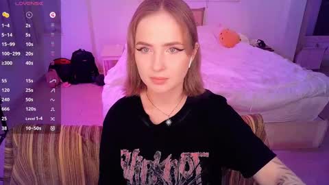 Snapshot of shyfoxxxy chatting on 1, 3, 2025 Effie online show from 1, 3, 2025