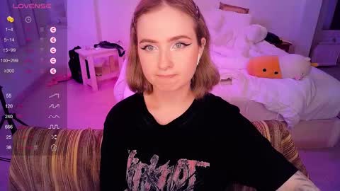 Snapshot of shyfoxxxy chatting on 5, 3, 2025 Effie online show from 5, 3, 2025