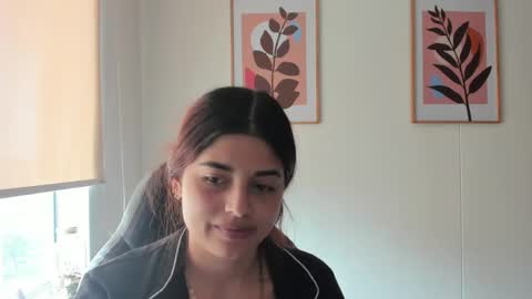 shylittlebunny online show from 16, 4, 2026