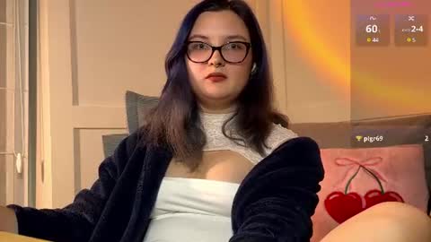 Snapshot of shylittlemouth chatting on 16, 6, 2026 Vanessa online show from 16, 6, 2026