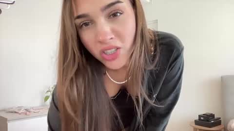 Snapshot of shysashy chatting on 28, 12, 2024 Sasha online show from 28, 12, 2024