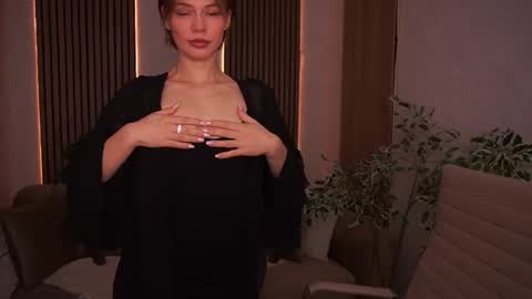 shyysiren online show from 2, 8, 2026