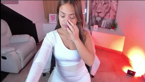 siafoxx_ online show from 4, 3, 2026