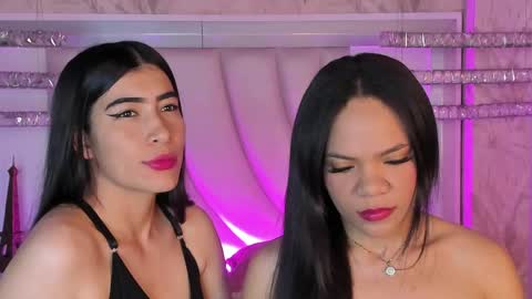 Siara and Zoe tattoo online show from 11, 5, 2026