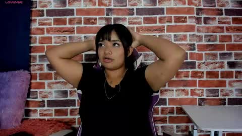 sienna_lux01 online show from 6, 5, 2026