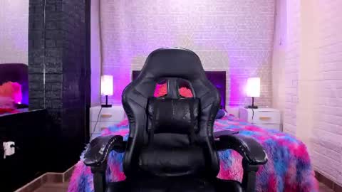 sienna_lux01 online show from 7, 7, 2026