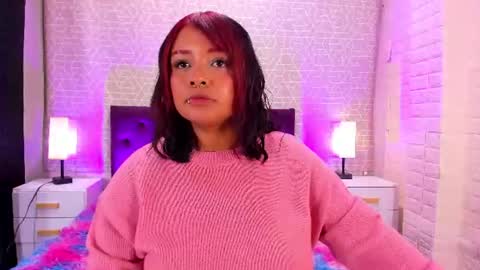 sienna_lux01 online show from 8, 7, 2026