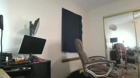 Snapshot of siennalilbunnykate chatting on 4, 10, 2025 Nicole Zelaya Ferrati  Niky Ferrati online show from 4, 10, 2025