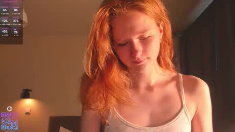 Snapshot of silkencrave chatting on 24, 9, 2025 Call me Mia online show from 24, 9, 2025