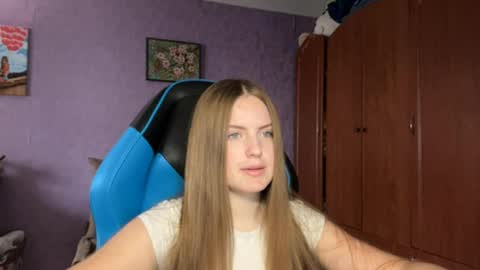 Erica online show from 7, 4, 2026