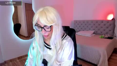 Snapshot of silvanna_moore chatting on 14, 3, 2026 Silvanna online show from 14, 3, 2026