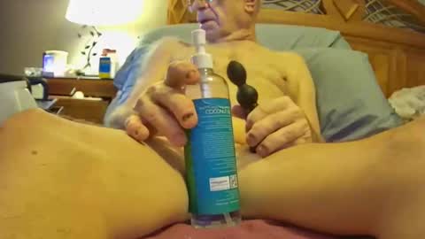 Snapshot of silverdaddyxxx chatting on 12, 6, 2026 silverdaddyxxx online show from 12, 6, 2026
