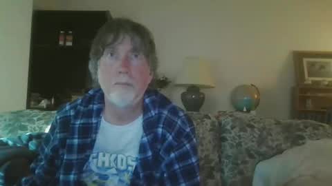Snapshot of silverfunfox chatting on 24, 5, 2026 silverfunfox online show from 24, 5, 2026