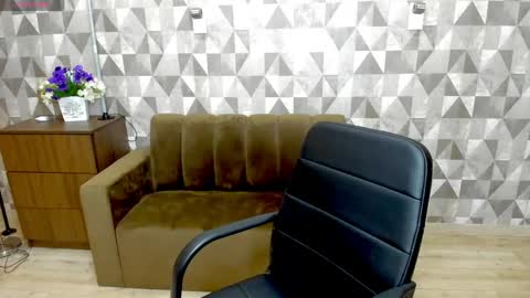 silviarosse online show from 29, 4, 2026